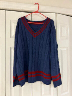 Beautiful men’s two tone cable knit sweater size XXL